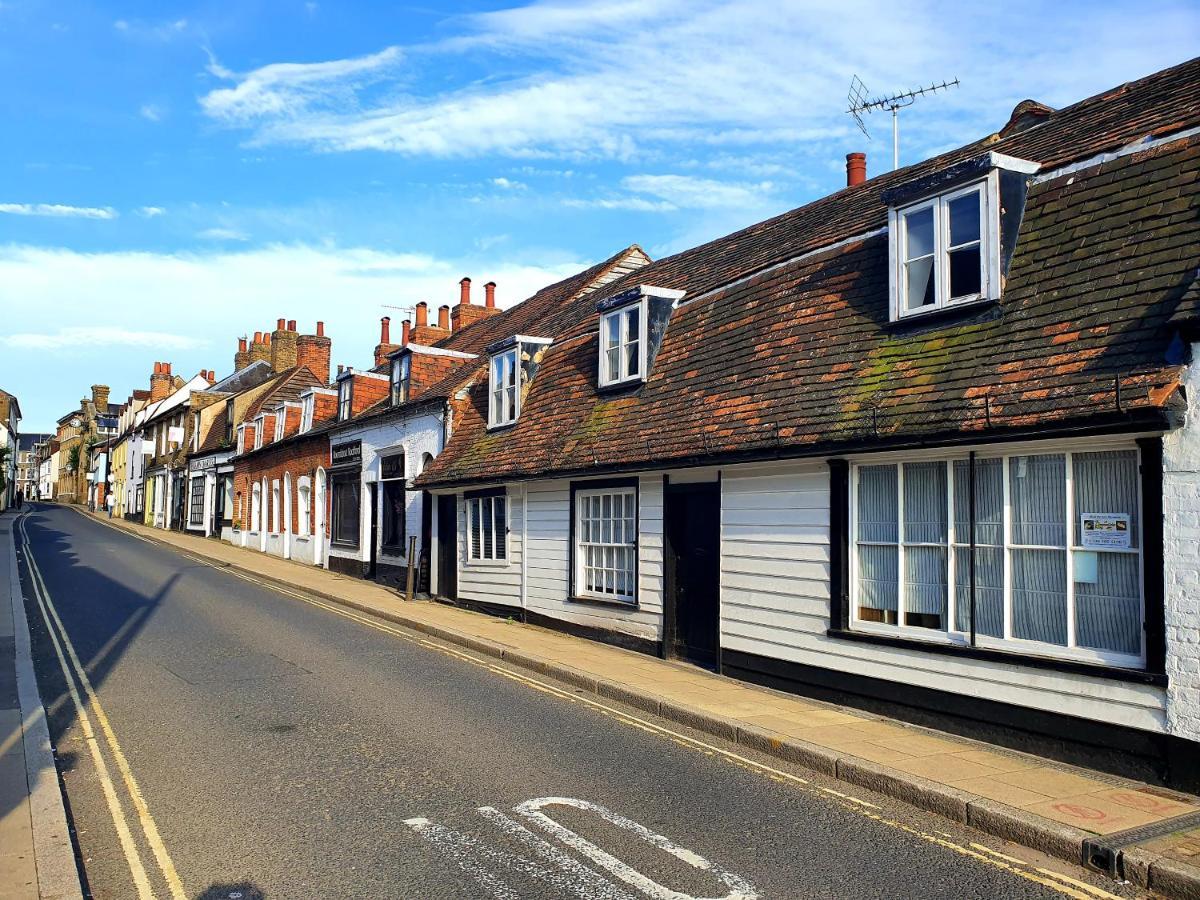 Home From Home Guest House Rochford Exterior foto